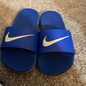 Nike flip flop